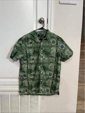 Express Green Money-Print Short Sleeve Button-Up Shirt